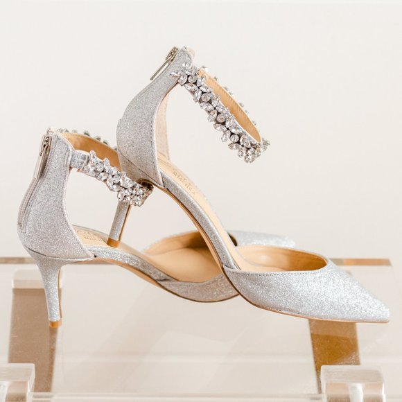 Jewel Badgley Mischka Silver Glitter Heel Women's 5.5 Raleigh Pointed Toe